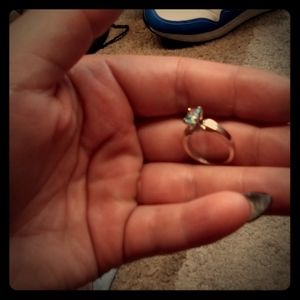 14k gold Aquamarine ring